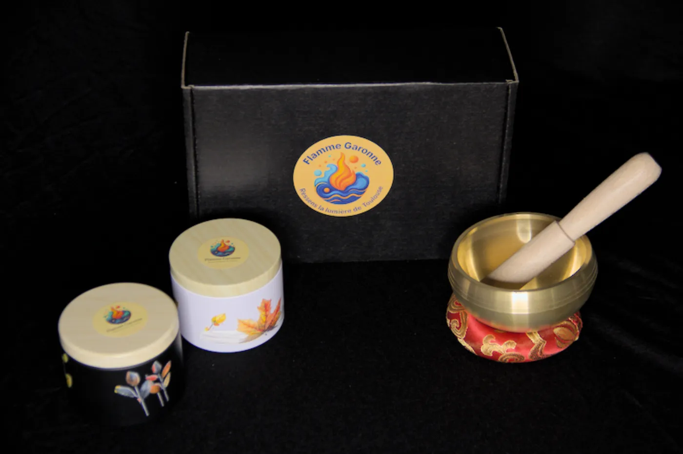 Coffret Cadeau Flamme Garonne — 3 art candles in an elegant gift box, Toulouse